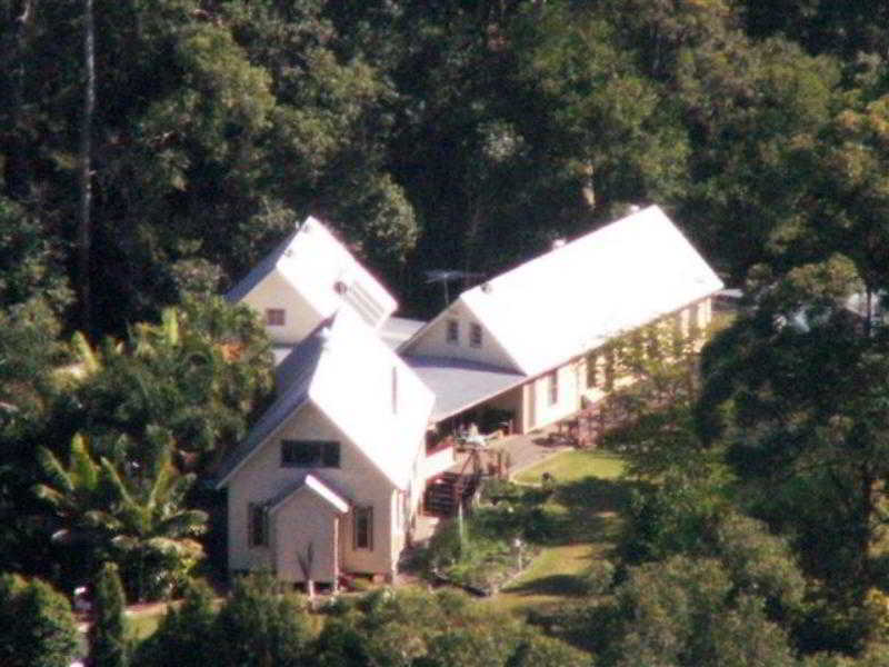 Glass House Mountains Ecolodge Eksteriør billede