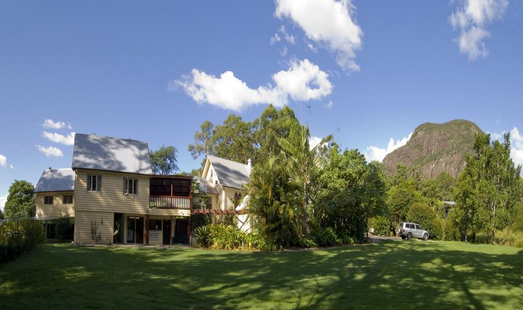 Glass House Mountains Ecolodge Eksteriør billede