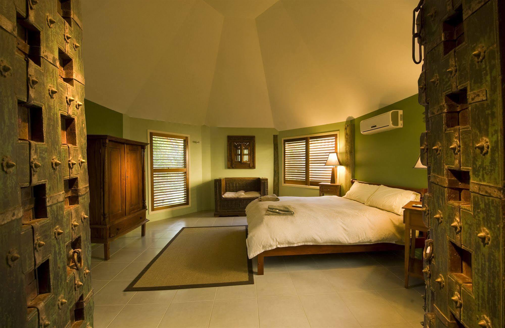 Glass House Mountains Ecolodge Eksteriør billede